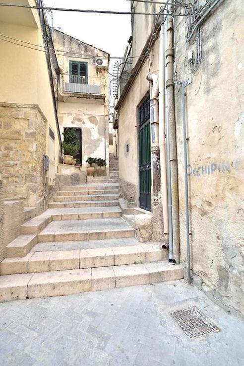 Misar-36 Hotel Modica Luaran gambar